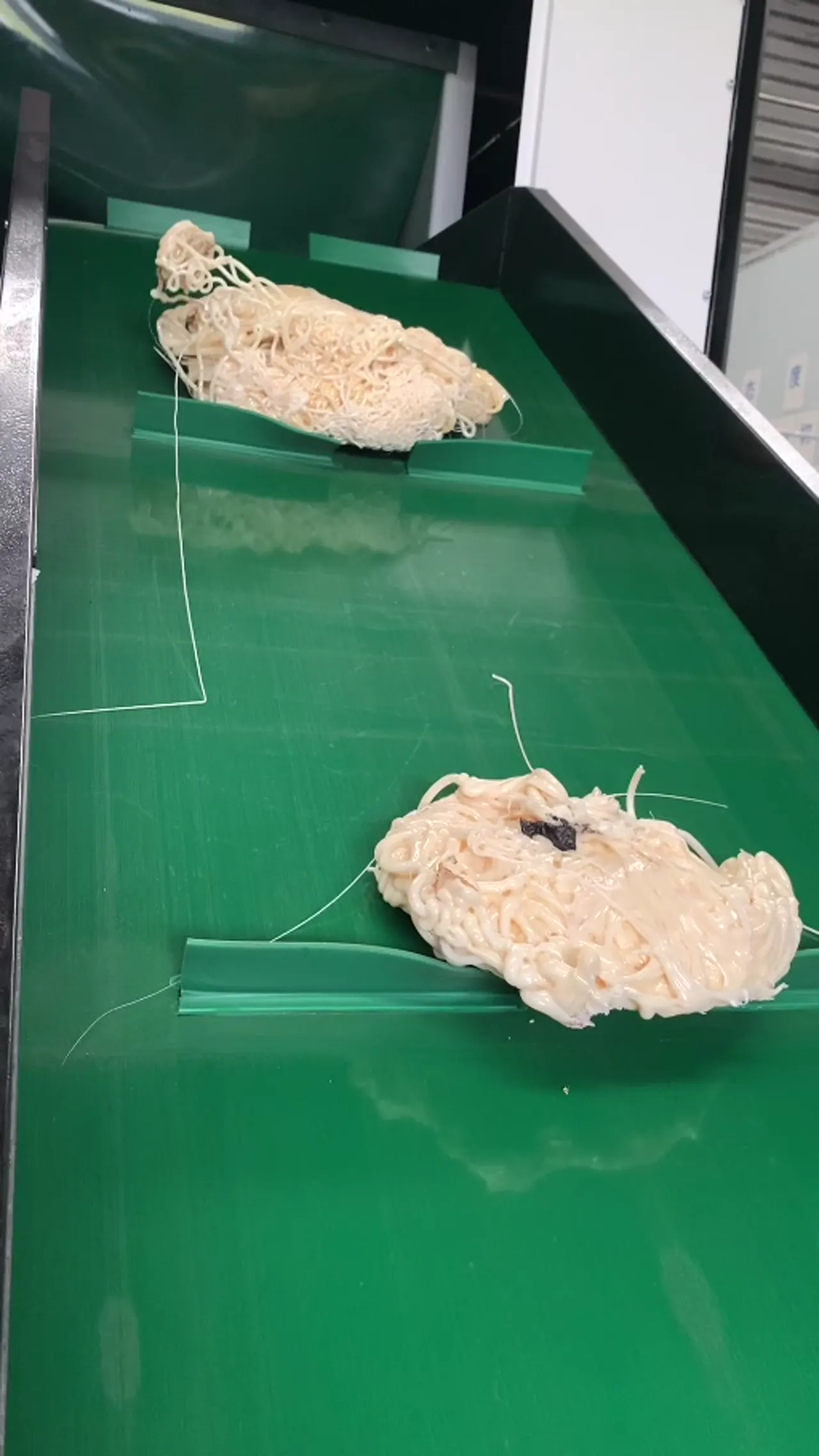 ABS+PC Automotive Sprue Crushing Test video poster